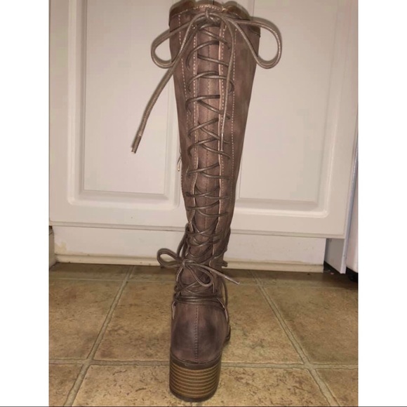 Lace Up Fall Riding Boots - Picture 5 of 7